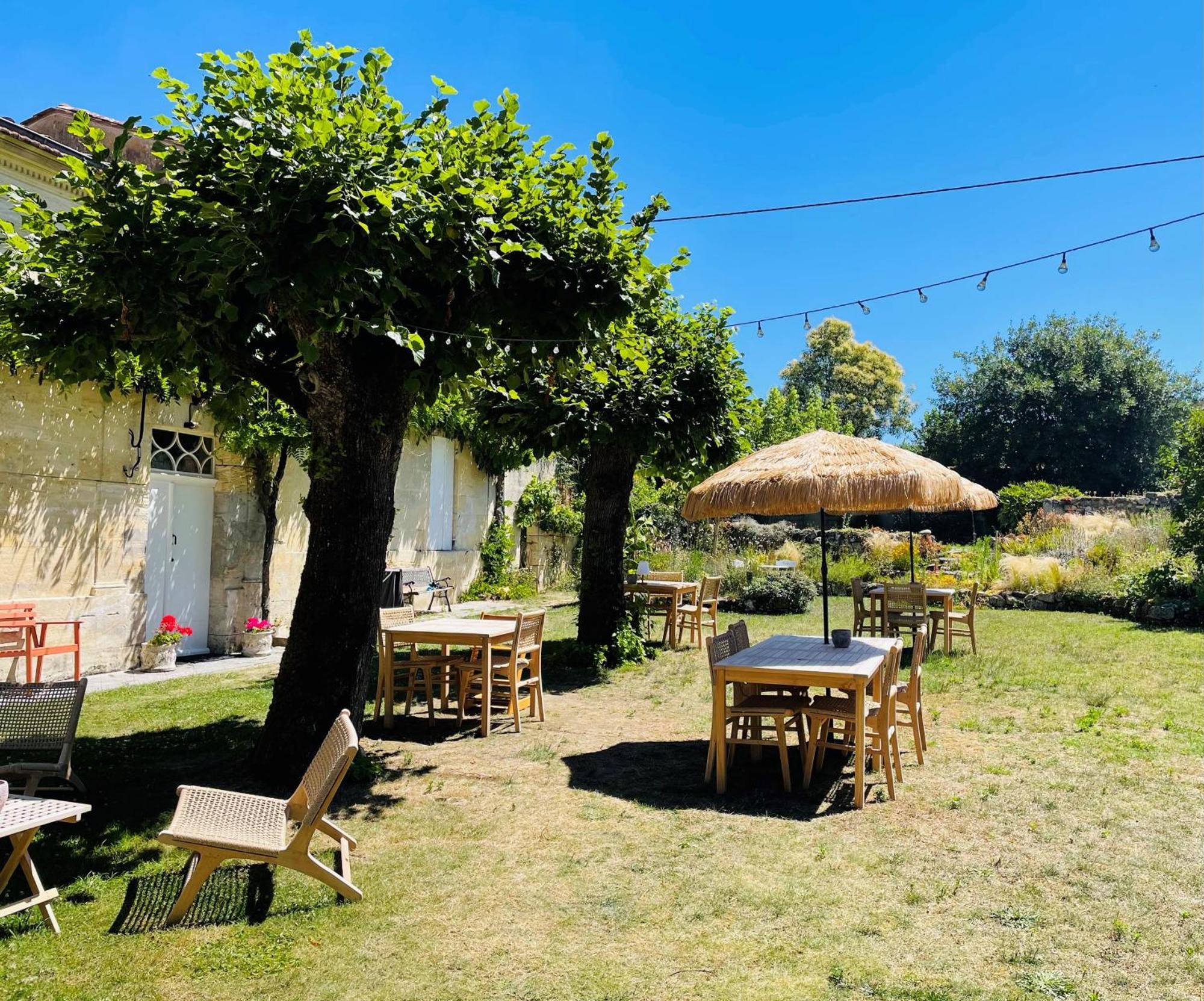 Bed and Breakfast La Vigne D'Or Teuillac Экстерьер фото
